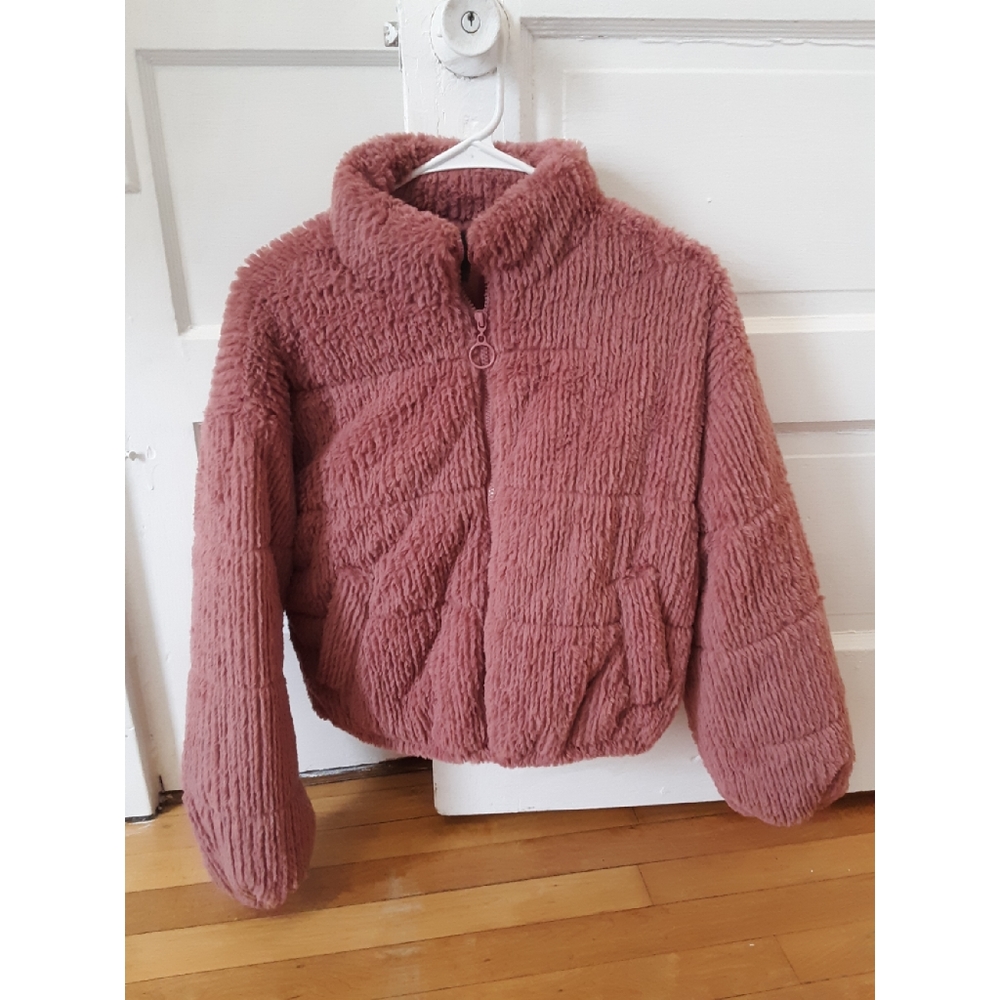 XS Wild Fable Mauve Fuux Fur Jacket